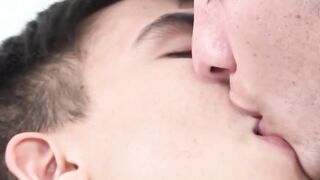 Raw & Uncut - Slim Twinks Bareback Threesome Action