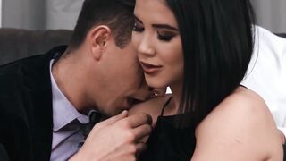 Anal-Lover Girl Swallowing Huge Dick in Hardcore Anal Sex