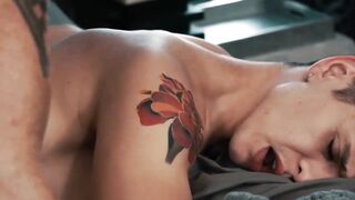 KINKY COUPLE'S SEXUAL ADVENTURE - Porn Star HUNK JAMIE STEEL DEEPTHROATING