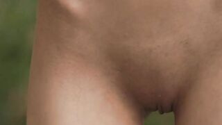 Sexy Bombshell Sade Mares Fucks Her Way To A Mind-Blowing Orgasm