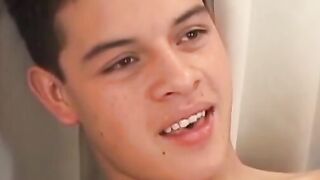Twinks Unleashed - Raw Anal Threesome with Hunks