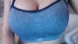 Big Booty Babe Twerking On Cam - Live Sex Show with Hot Latin Girl