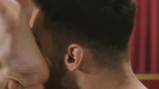 Muscular GAYS - Hunks ARAD WINWIN & DAKOTA PAYNE FUCKING IN BED