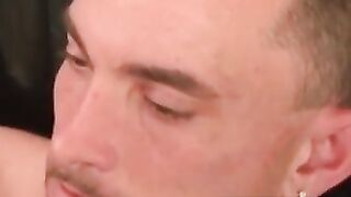 MATURE AMERICAN JACKS OFF HARD AND SPLATTERS COME ON FACE