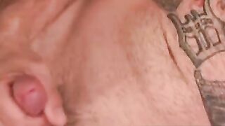 MATURE AMERICAN JACKS OFF HARD AND SPLATTERS COME ON FACE