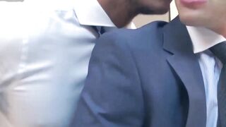 RobbieRojo & XaviarDurans Hot Sexual Adventure