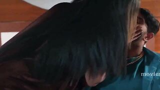 AnkhiiyoN SE GOLI MAARE - Erotic Thriller with Hot Indian Couple