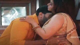 AnkhiiyoN SE GOLI MAARE - Erotic Thriller with Hot Indian Couple
