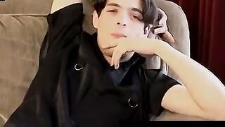 Skinny Boy's Foot Job & Throbbingly Hard Dick - Hot Amateur Porn