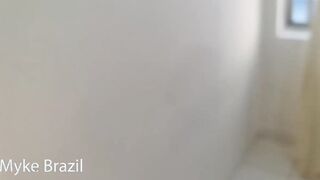 Crown Dany Pimentinha takes the carrot and is masturbating while friends are watching and then boy blows her vagina. See Full RED Clip