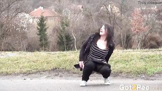 Desperate To Peeing Hot Does It Into Outdoor