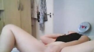 Chubby Cutie Masturbates in Her Bathroom