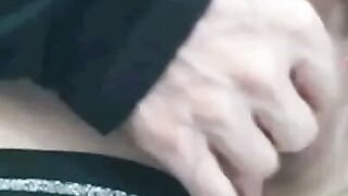 Mature Milf Gives Sensual Blowjob on Webcam - French MILF Amateur