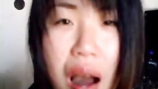 Asian Bombshell Gives Amateur Blow Job - Homegrown Hottie Gets Facial