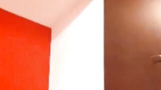 Hot Latina MILF Gives Sensual Striptease & Blowjob on Cam4