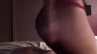 Home-Aloner's Wife - Live Cam Girl Shows Off Her Body & Masturbates