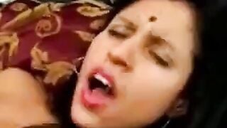 Bombay Babe's Erotic Dance of Passion - Exotic Desi Dancer