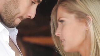 Anal Ass-Fucking Queen - Anal Virginity Lost with Big Dick Pounding