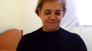 Grandma's Mature webCam - Old Lady Shows Off Her Huge Boobs