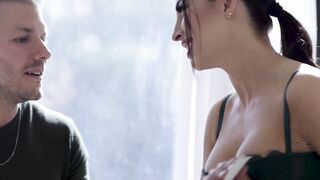 Muscle God's Wife Gives Blowjob & Rides Dick To A Shower Of Hot Sperm