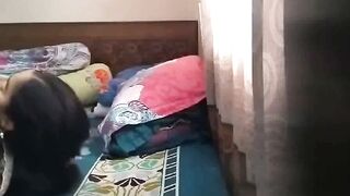 Indian Desi Girl's Hot Dance Off - Bollywood Style