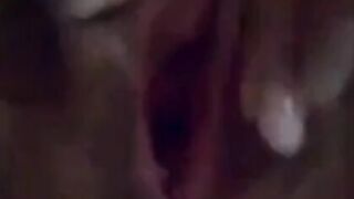 Hot Bombshell Livesex - Masturbating WebCam Girl Fucks Herself Live On Cam