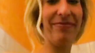Deutschland-Amateure: Mature Blonde Sucks & Fucked Hard