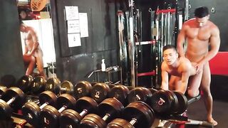 Muscle Hunk Fucks His Trainer With Long Dick