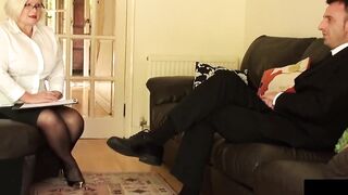 MILF Boss Lady Dominates Submissive Guy In Kinky Office Roleplay