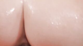 Slutty Massage Therapist Gives Sloppy Blowjob in Live Video Demo