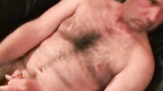 MILF Hunter - Older Woman Shows Off Her Expert Wife Skills