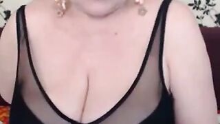 GrandmasWebCamShow - Mature Milf Shows Off For Her Younger Lover