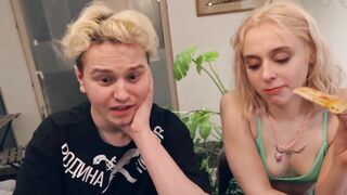 Hot Babe Molly Cutes Facesitting Blowjob & Riding Her Boyfriend's Dick