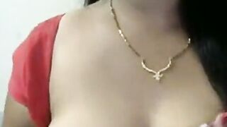 Hot Indian Desi Gal Live Cam Show - Exclusive Interview & Dance Performance