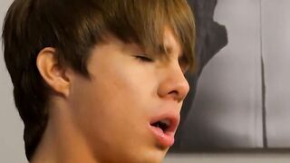 Student-Kyle Moss Gets A Load Of Hot Creampie From His Teacher