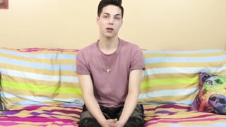 Twinks Ass-Fuck in Bedroom with Intense Orgasm