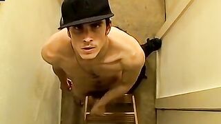 Straight-GuysHugeDick_ShanksSoloStrokesAndFucksSelf