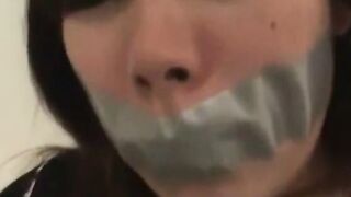 部屋に不法侵入して着衣緊縛