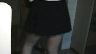 男子トイレに入ってしまった女子