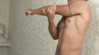 Muscular Hunk Rogeer Flexes His Massive Biceps & Abs - Teasing You With Nudity
