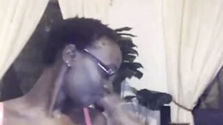 Big-Ass Ebony MILF Twerking on Webcam!