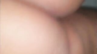 Wendy, una dominicana con grandes tetas naturales se masturba