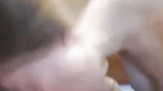 Svensk blondie tar det i rumpan