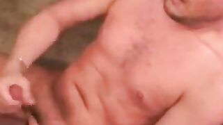 Amateur works fat curved cock till explosion