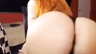 Curvy Amateur Webcam Striptease