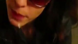 Amateur Girl Gives Blowjob in Public