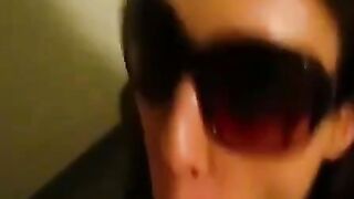 Amateur Girl Gives Blowjob in Public