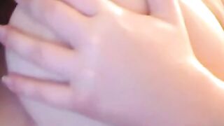 Chubby Girl Anal Plays on Webcam