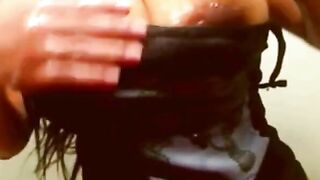 BannySquirts: Latina Webcam Squirt in a Jar