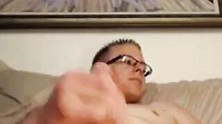 Super Big-Ass Amateur Facial on Webcam